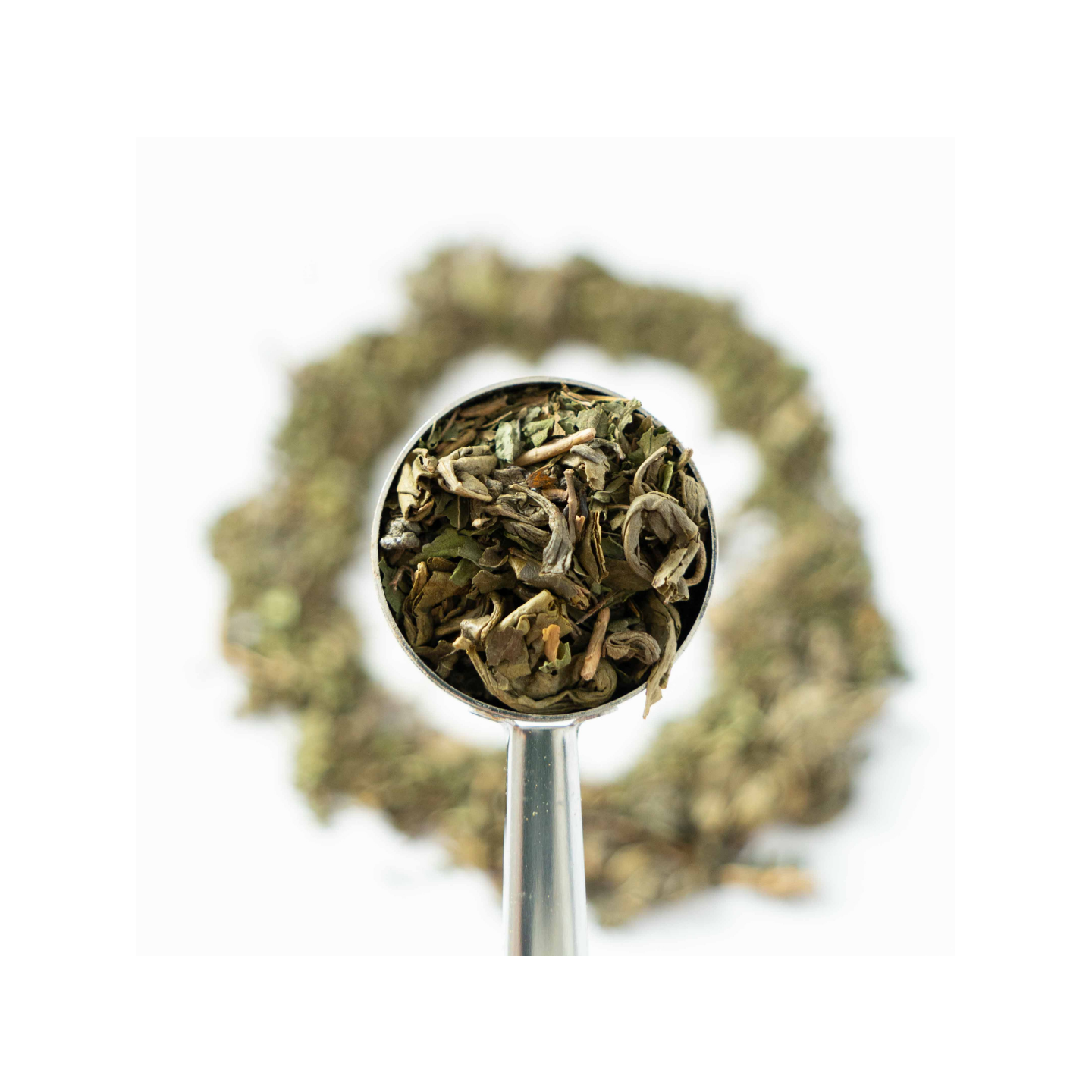 Subtilithé : thé vert parfumé à la menthe